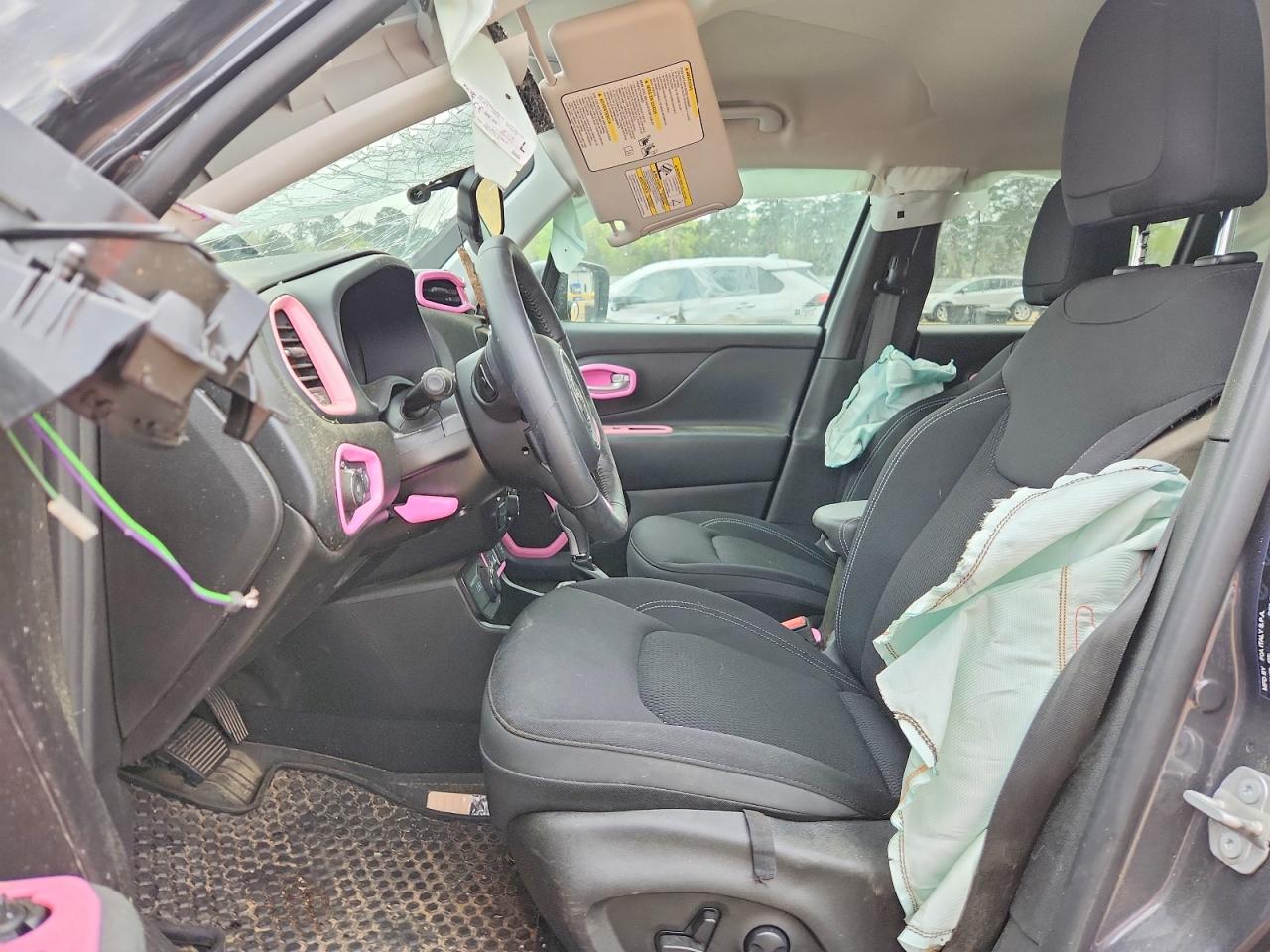 2023 JEEP RENEGADE LATITUDE photo 7