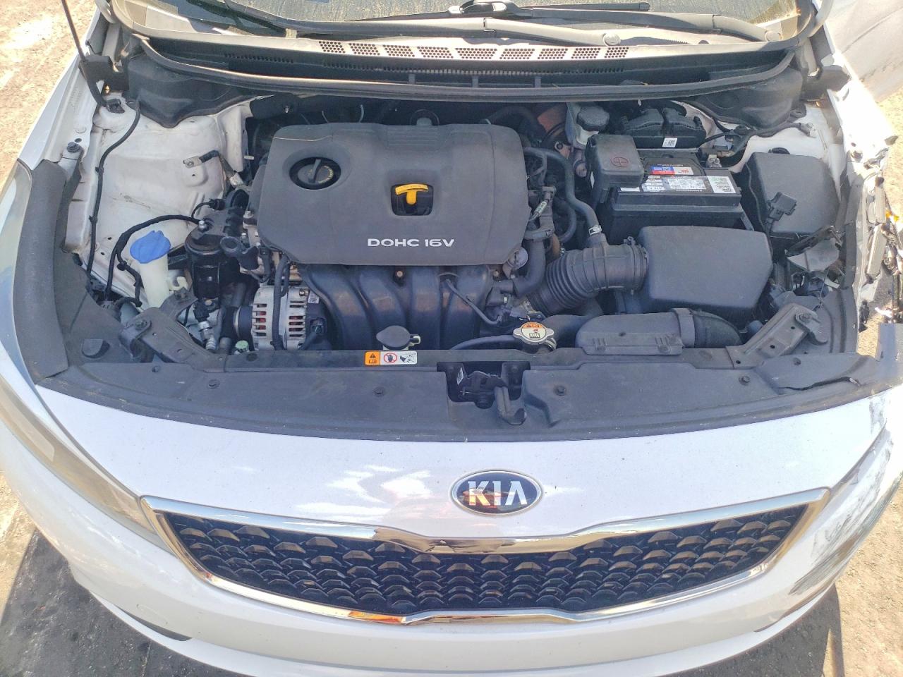2017 KIA FORTE LX photo 21