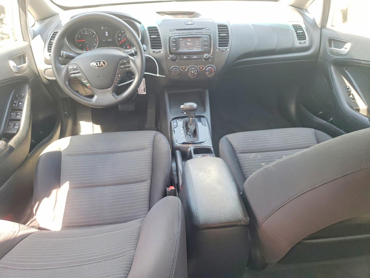 2017 KIA FORTE LX photo 15