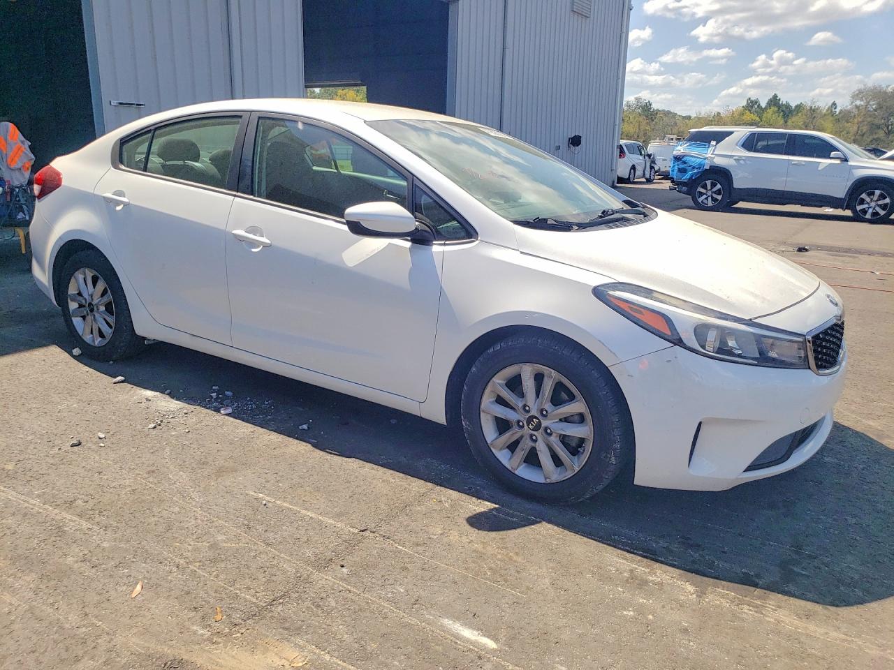 2017 KIA FORTE LX photo 7