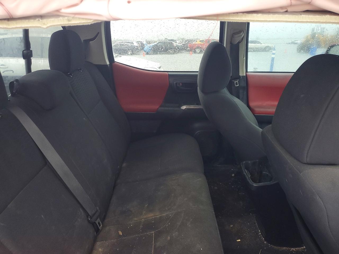 2017 TOYOTA TACOMA SR5 V6 photo 28
