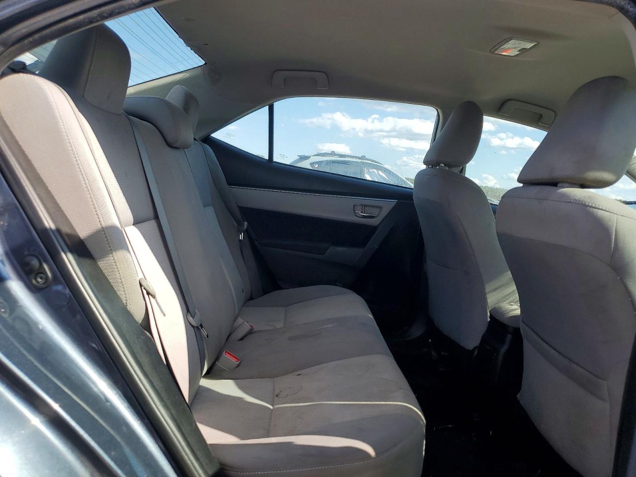 2014 TOYOTA COROLLA L photo 19