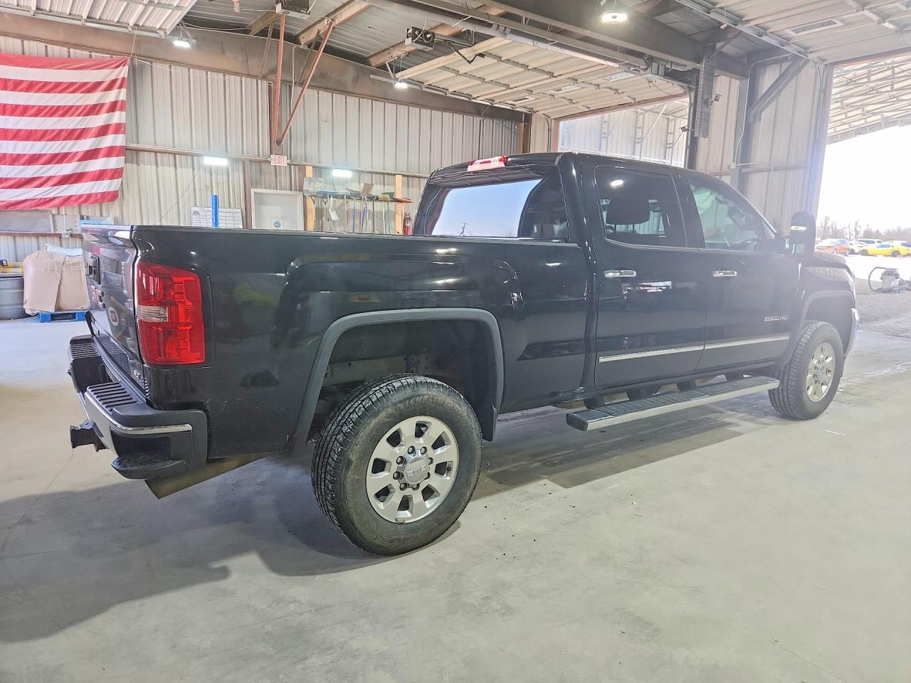 2015 GMC SIERRA K2500 SLT photo 3