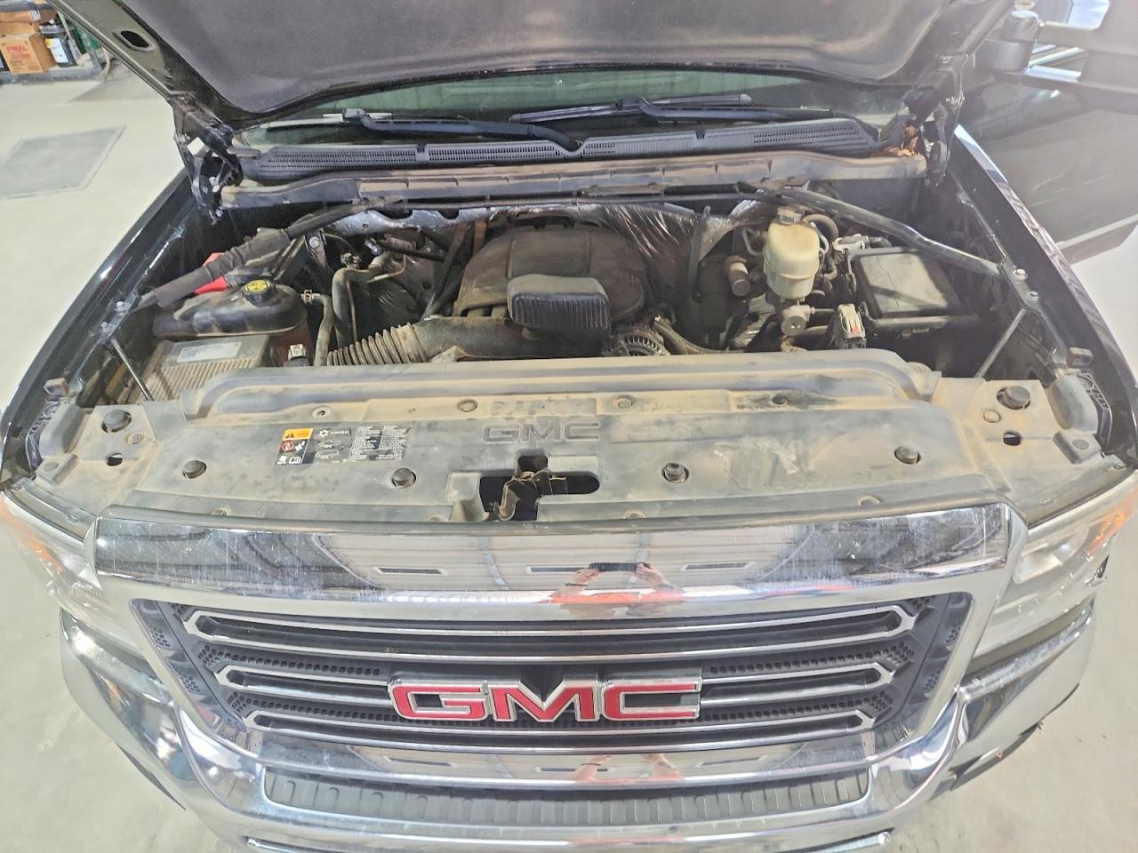 2015 GMC SIERRA K2500 SLT photo 11