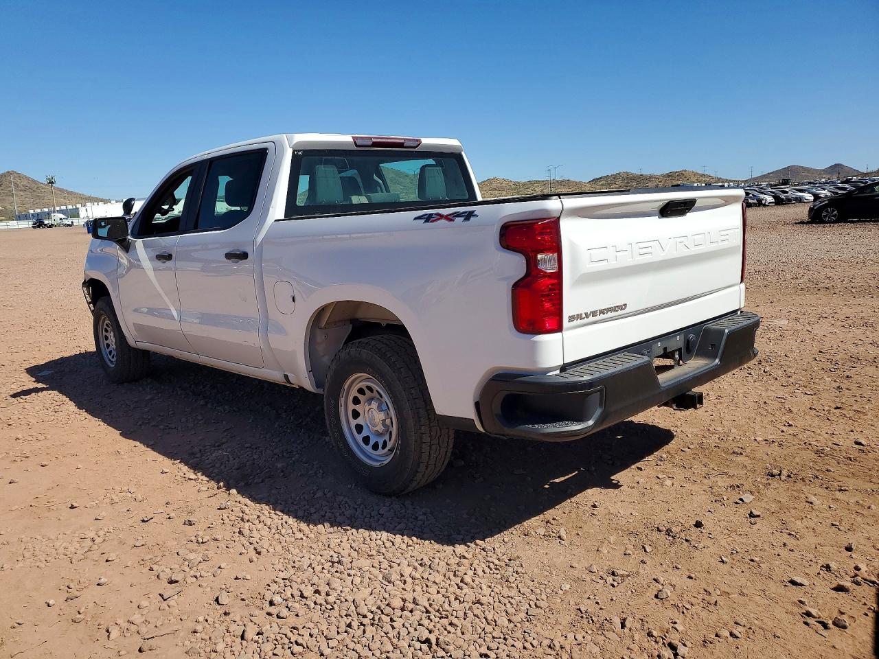 2020 CHEVROLET SILVERADO photo 3