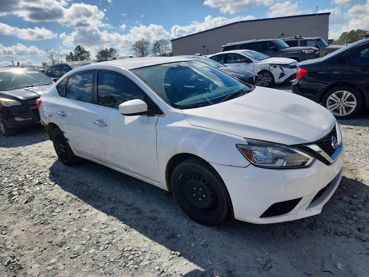 2017 NISSAN SENTRA S photo 4