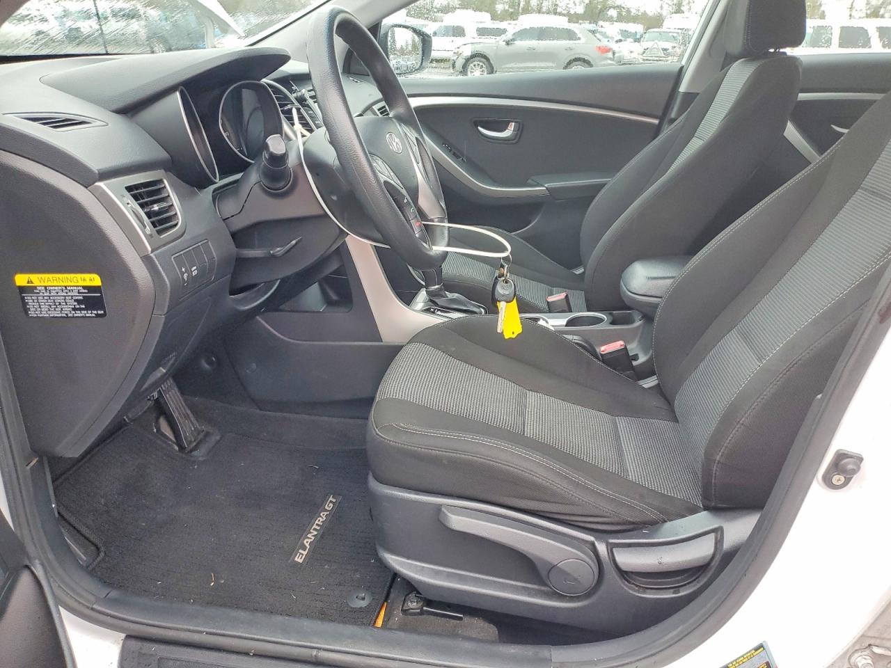 2017 HYUNDAI ELANTRA GT BASE photo 7