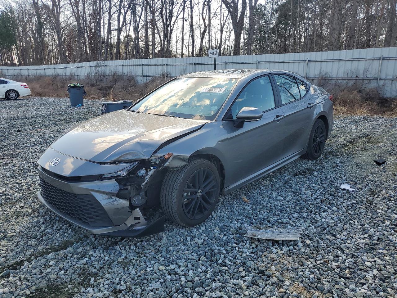 2025 TOYOTA CAMRY