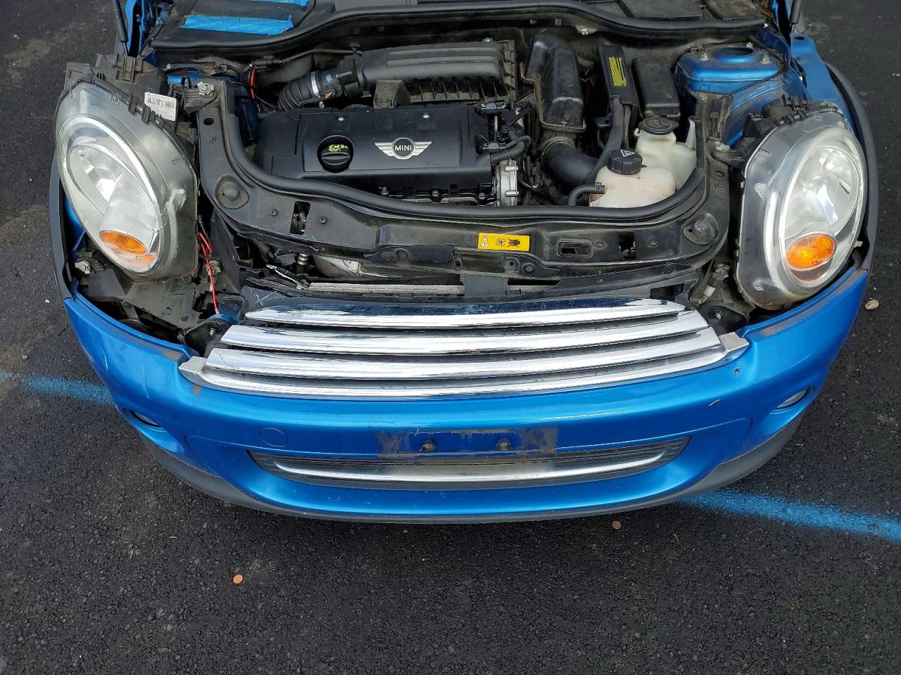 2011 MINI COOPER CLUBMAN photo 11