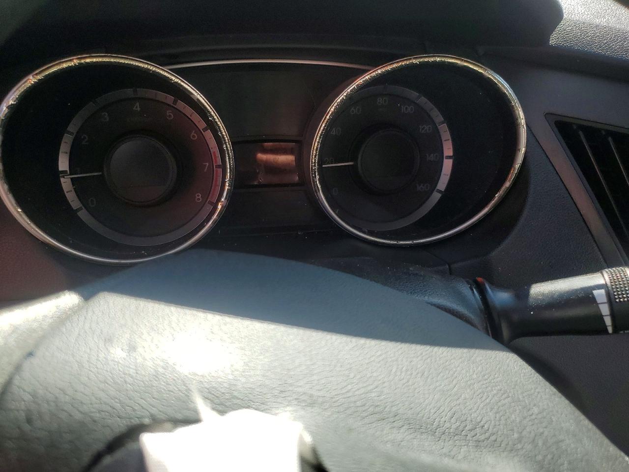 2013 HYUNDAI SONATA GLS photo 9