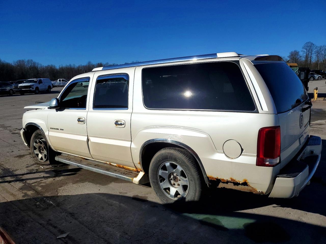 2006 CADILLAC ESCALADE ESV photo 2