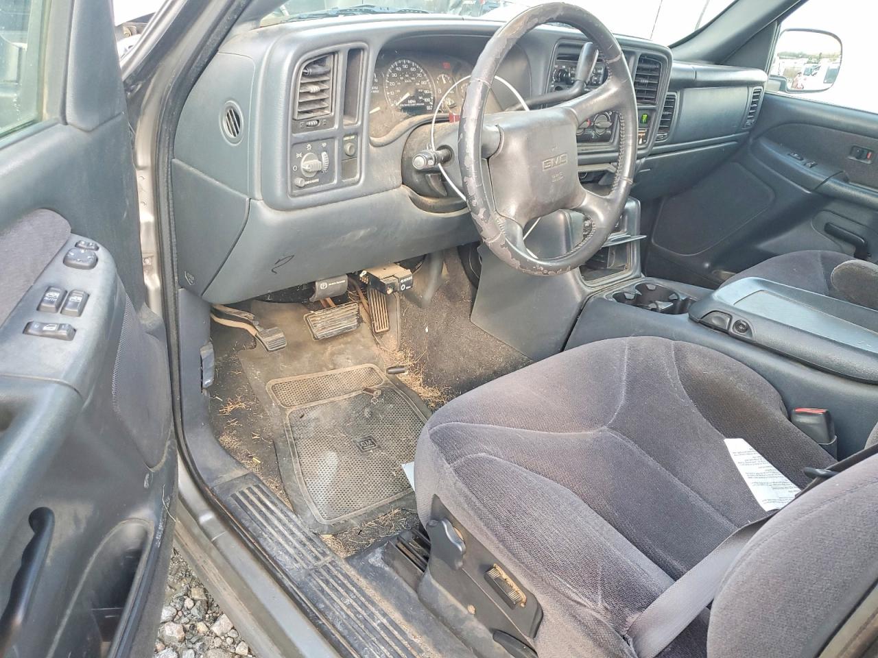 2002 GMC NEW SIERRA C1500 photo 22