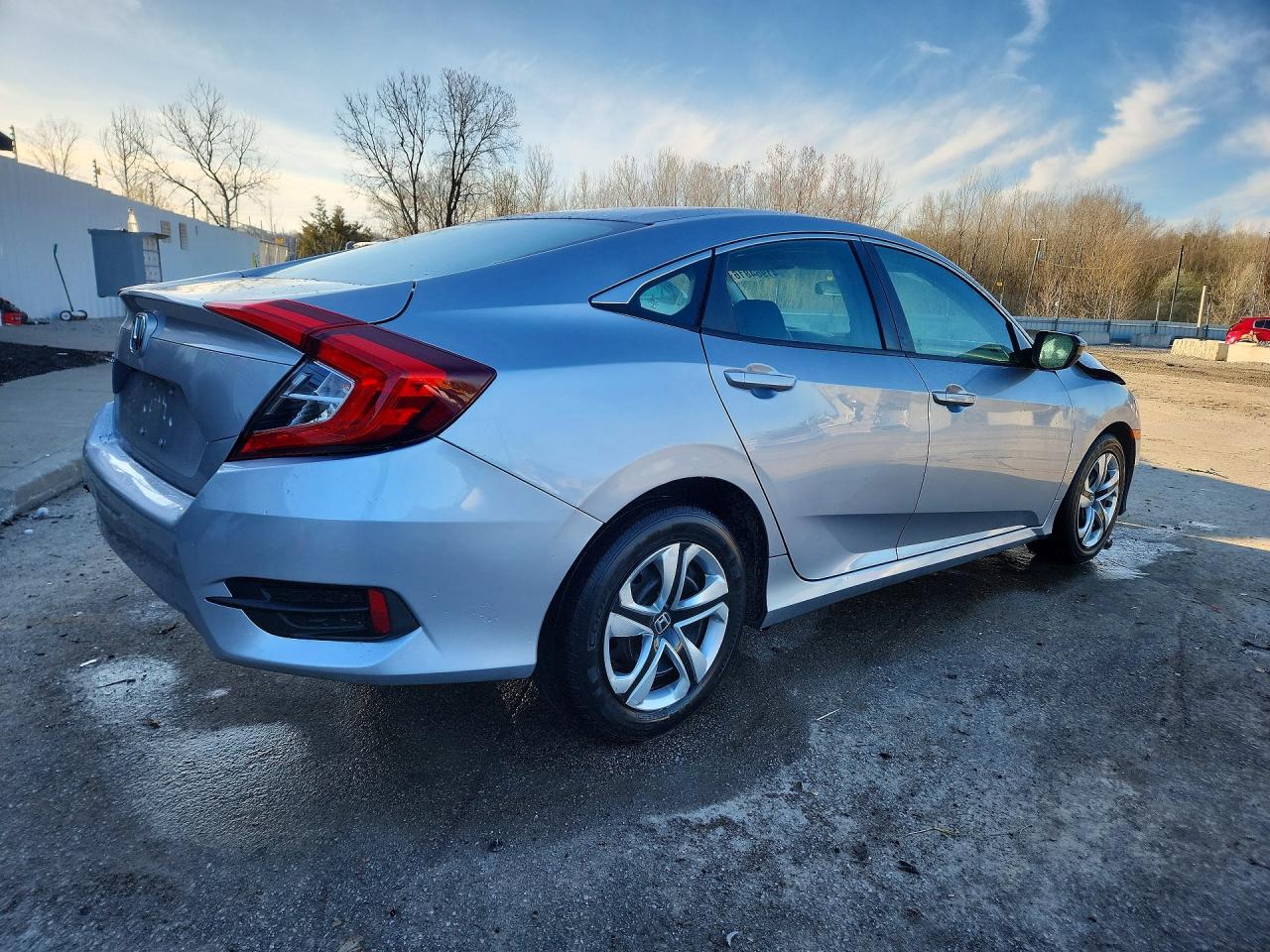 2017 HONDA CIVIC LX photo 3