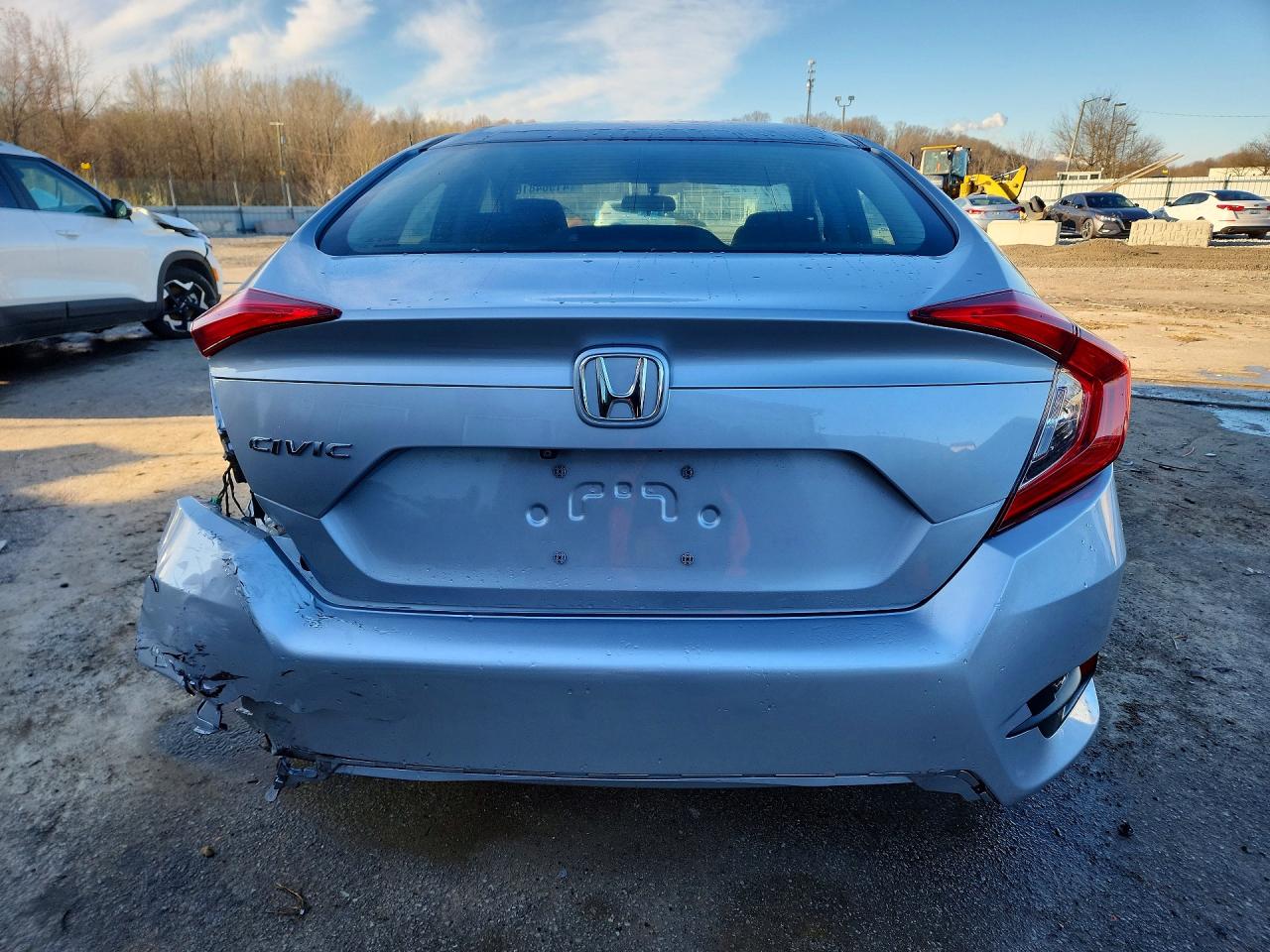 2017 HONDA CIVIC LX photo 6