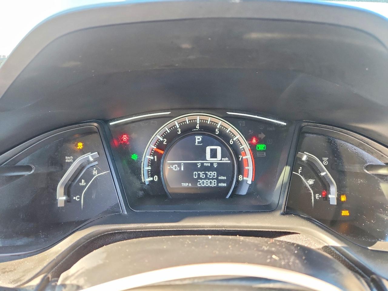 2017 HONDA CIVIC LX photo 9