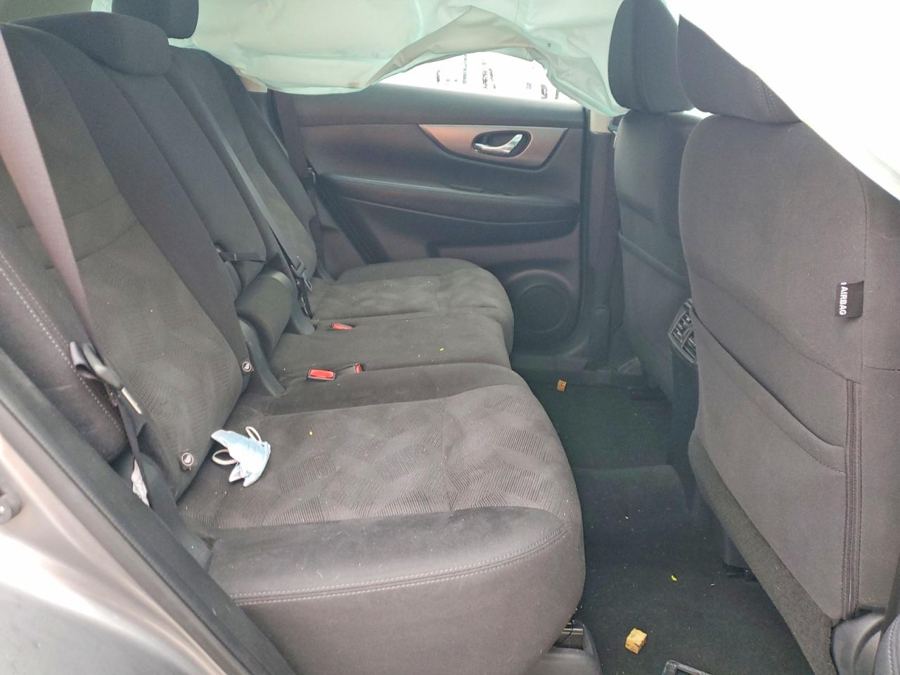 2016 NISSAN ROGUE SV photo 31
