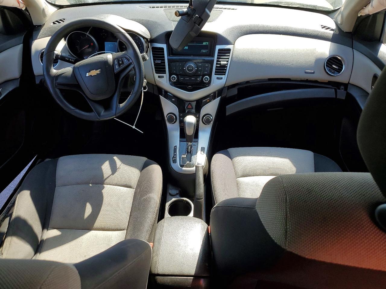 2015 CHEVROLET CRUZE LS photo 8