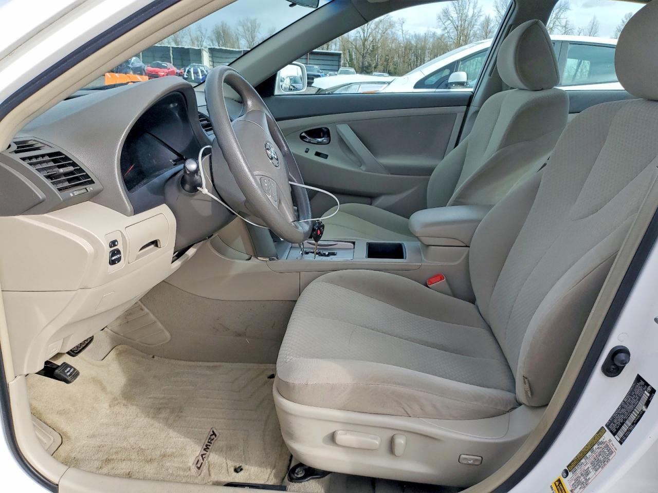 2007 TOYOTA CAMRY LE photo 13