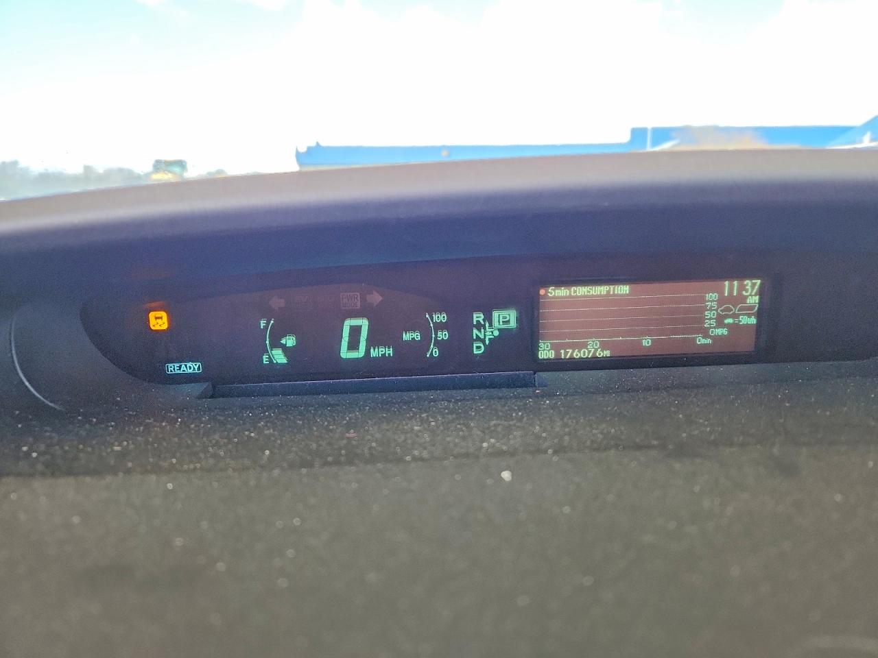 2012 TOYOTA PRIUS TWO photo 9
