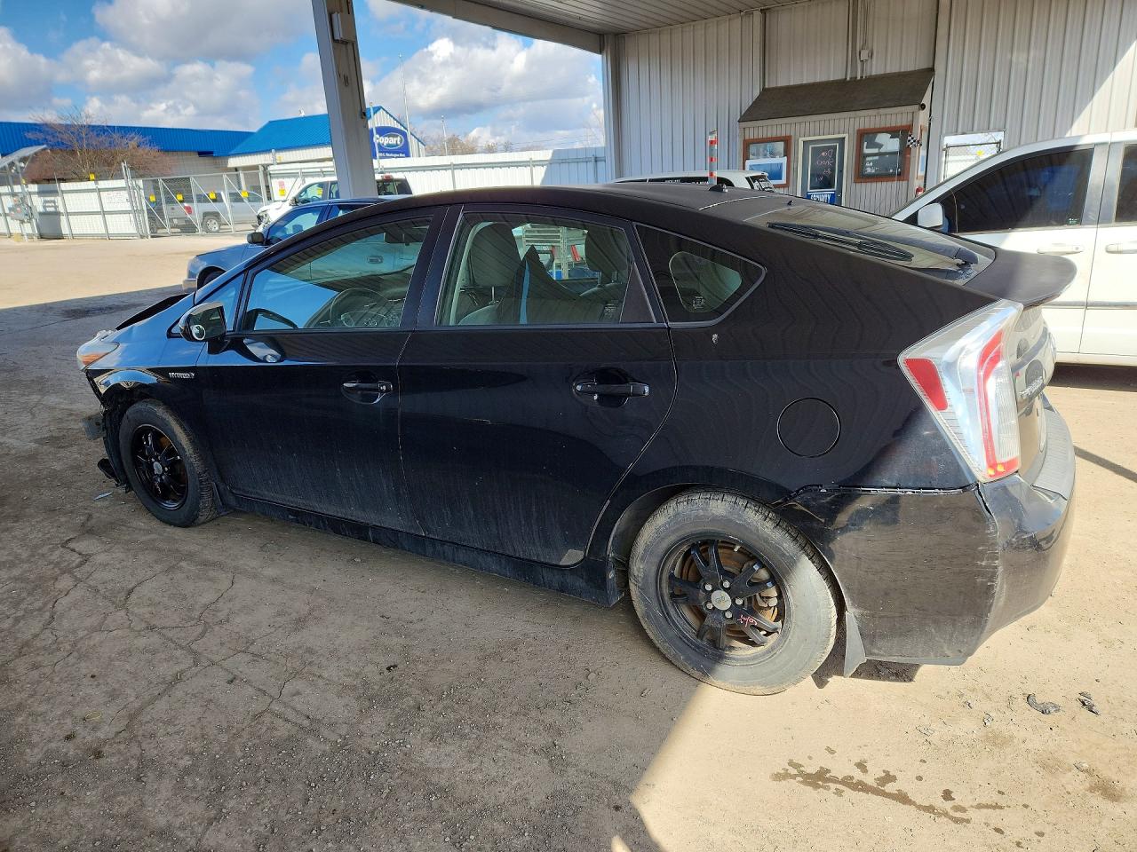 2012 TOYOTA PRIUS TWO photo 2