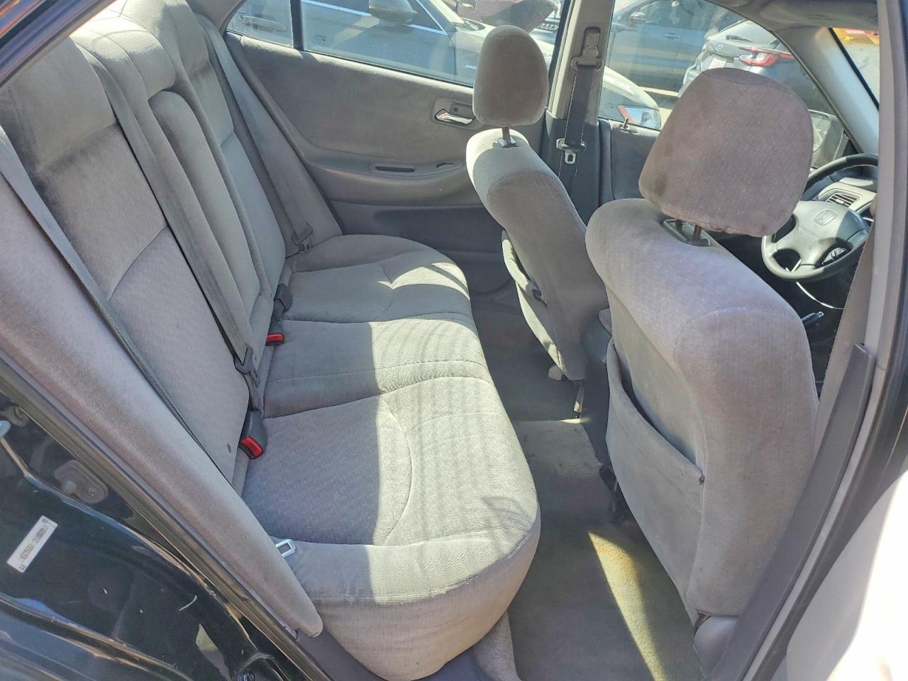 2002 HONDA ACCORD LX photo 19