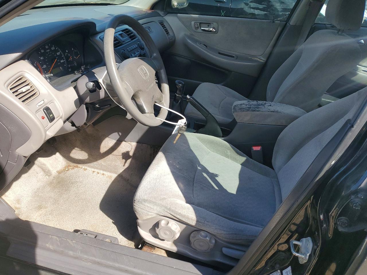 2002 HONDA ACCORD LX photo 13
