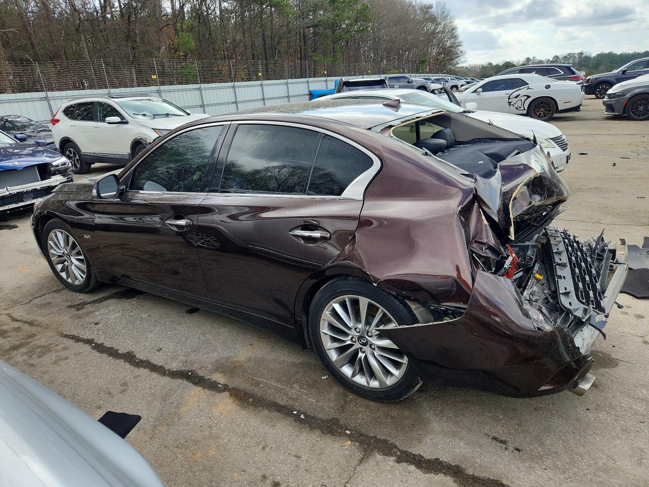 2018 INFINITI Q50 3.0T LUXE photo 2