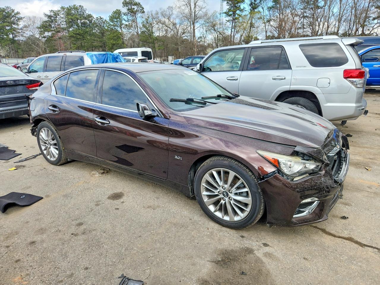 2018 INFINITI Q50 3.0T LUXE photo 4