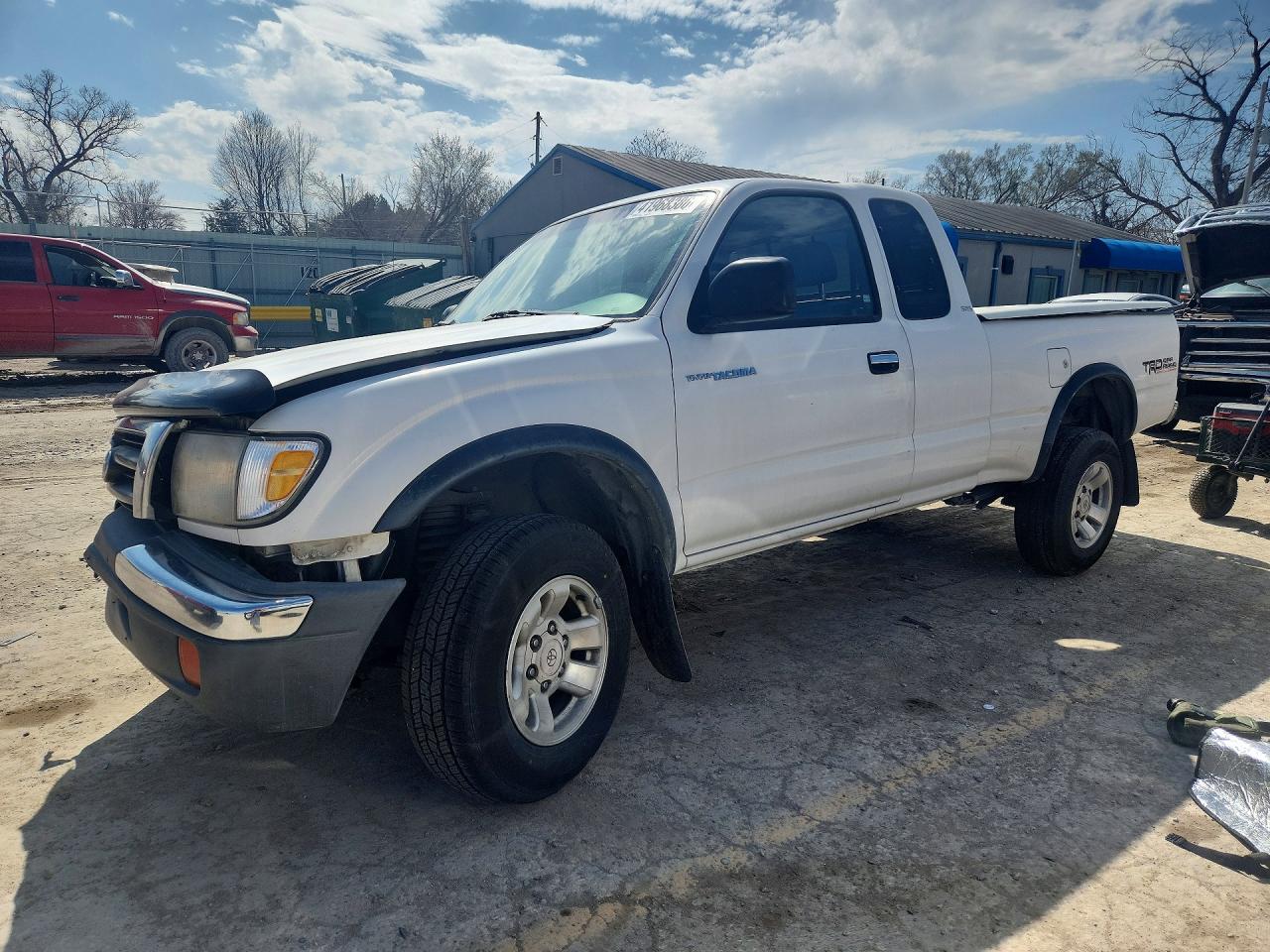 2000 TOYOTA TACOMA