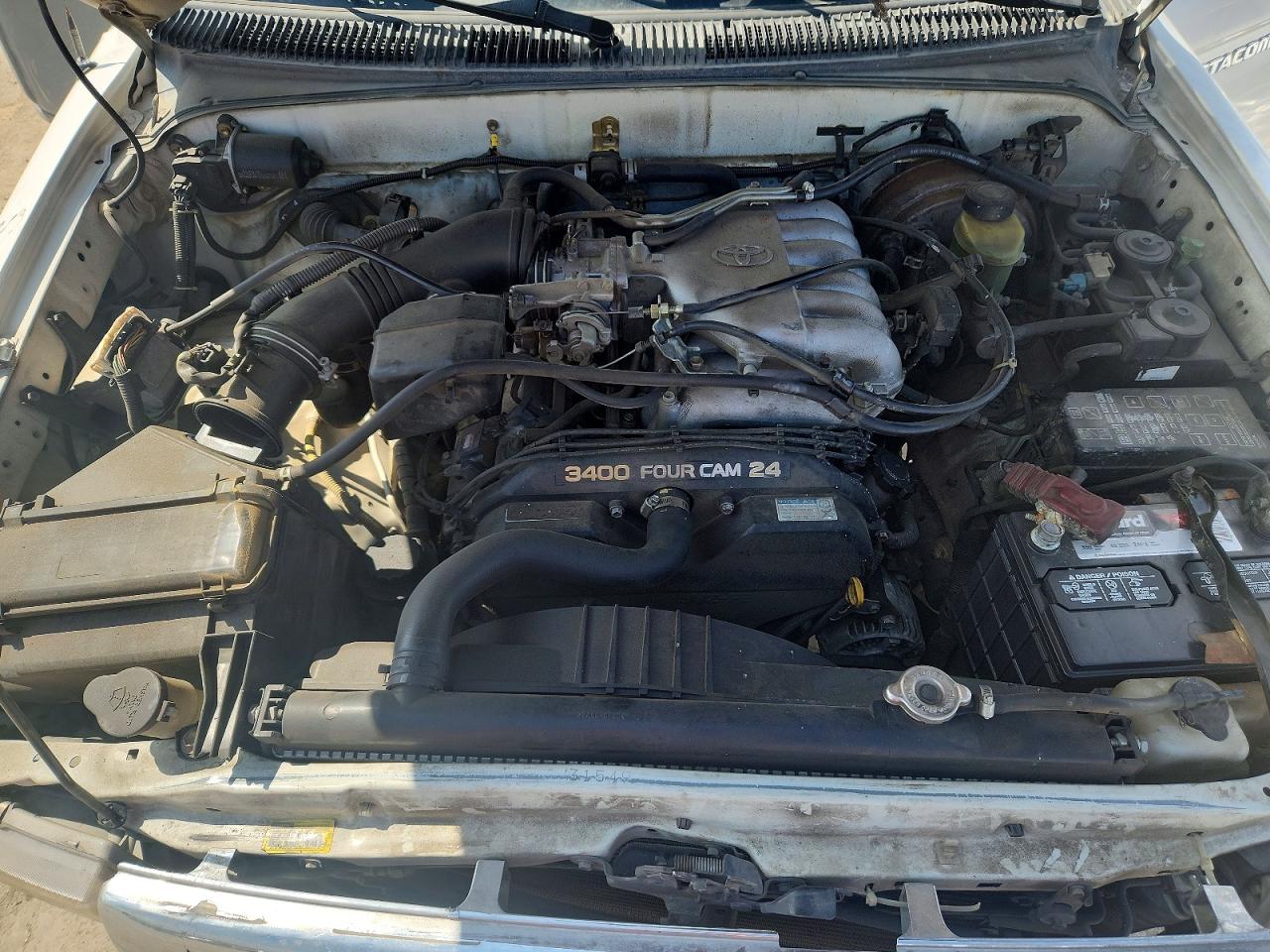 2000 TOYOTA TACOMA PRERUNNER V6 photo 11