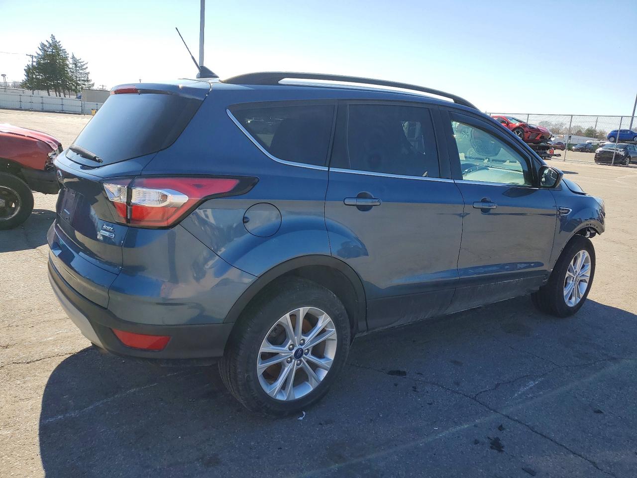 2018 FORD ESCAPE SEL photo 7