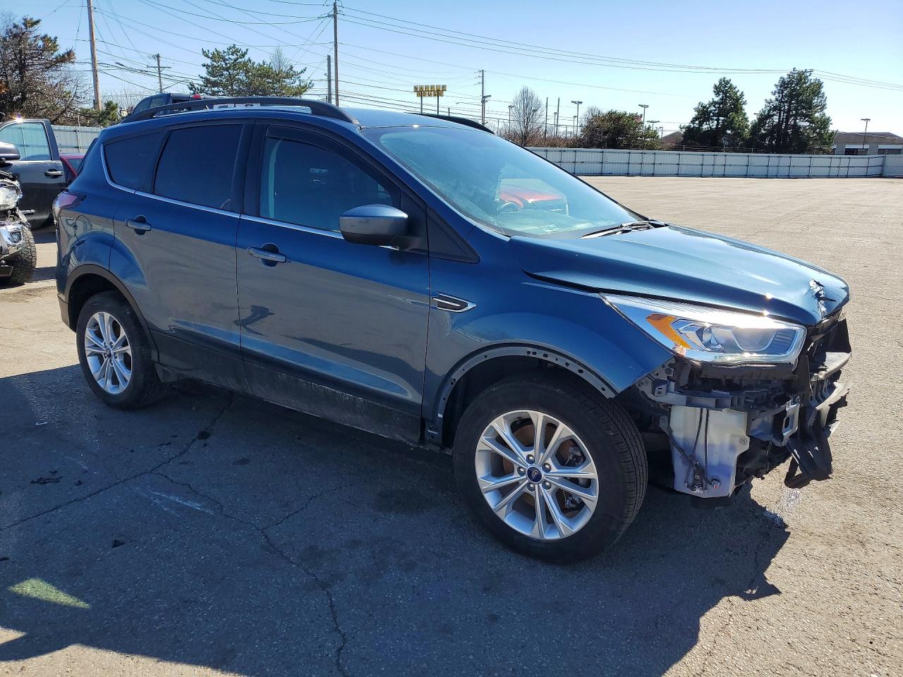 2018 FORD ESCAPE SEL photo 10