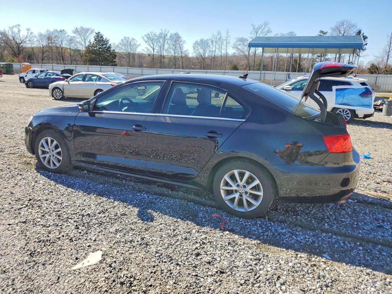 2014 VOLKSWAGEN JETTA SE photo 2