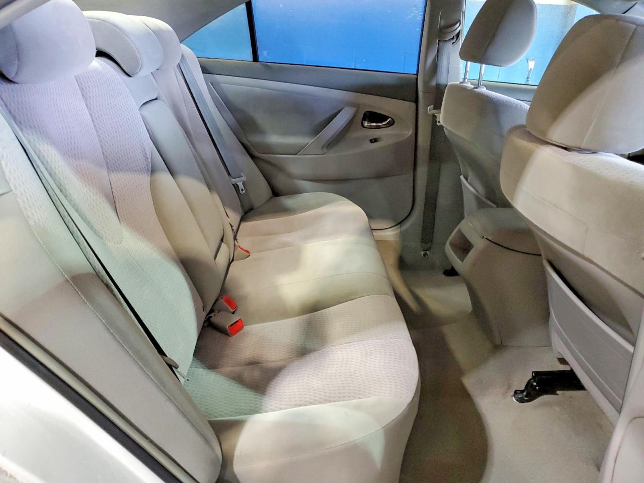 2011 TOYOTA CAMRY BASE photo 28