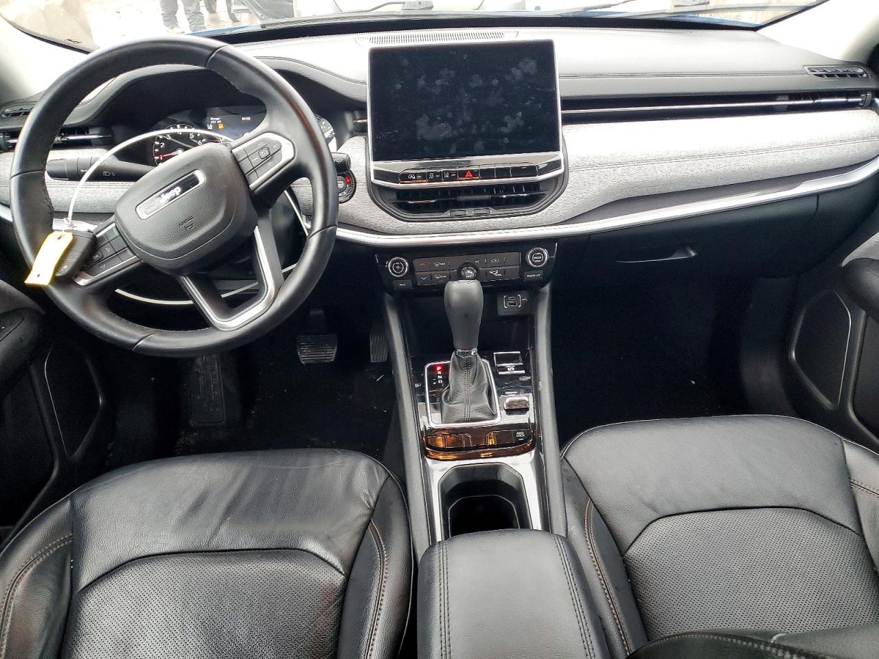 2022 JEEP COMPASS LATITUDE LUX photo 8