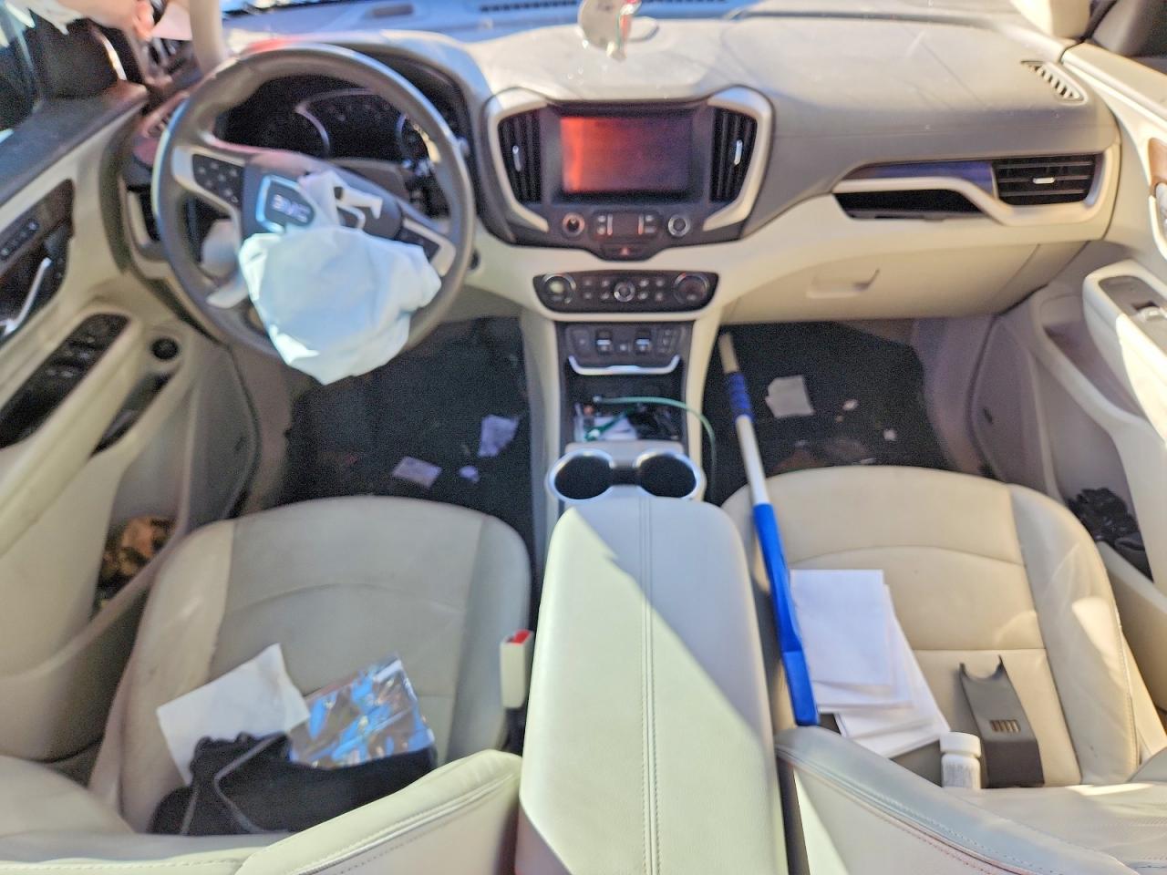 2019 GMC TERRAIN DENALI photo 8