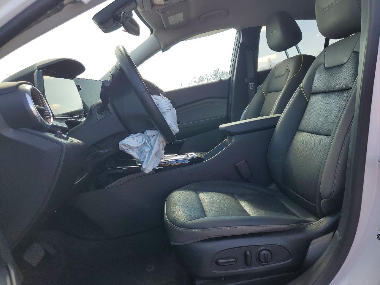 2025 CHEVROLET TRAX ACTIV photo 7