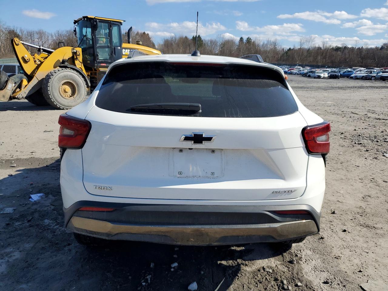2025 CHEVROLET TRAX ACTIV photo 6
