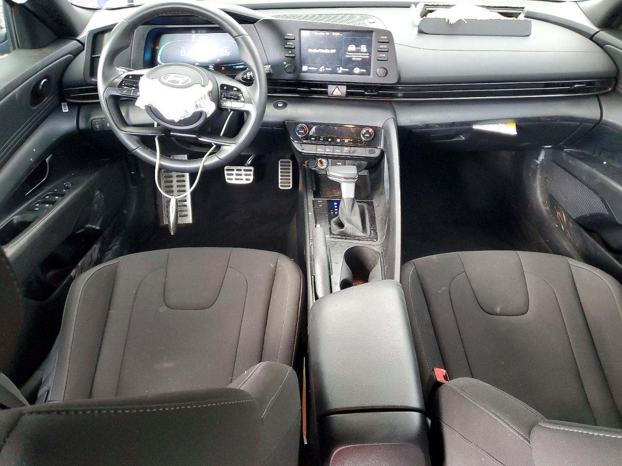 2025 HYUNDAI ELANTRA SEL SPORT photo 15