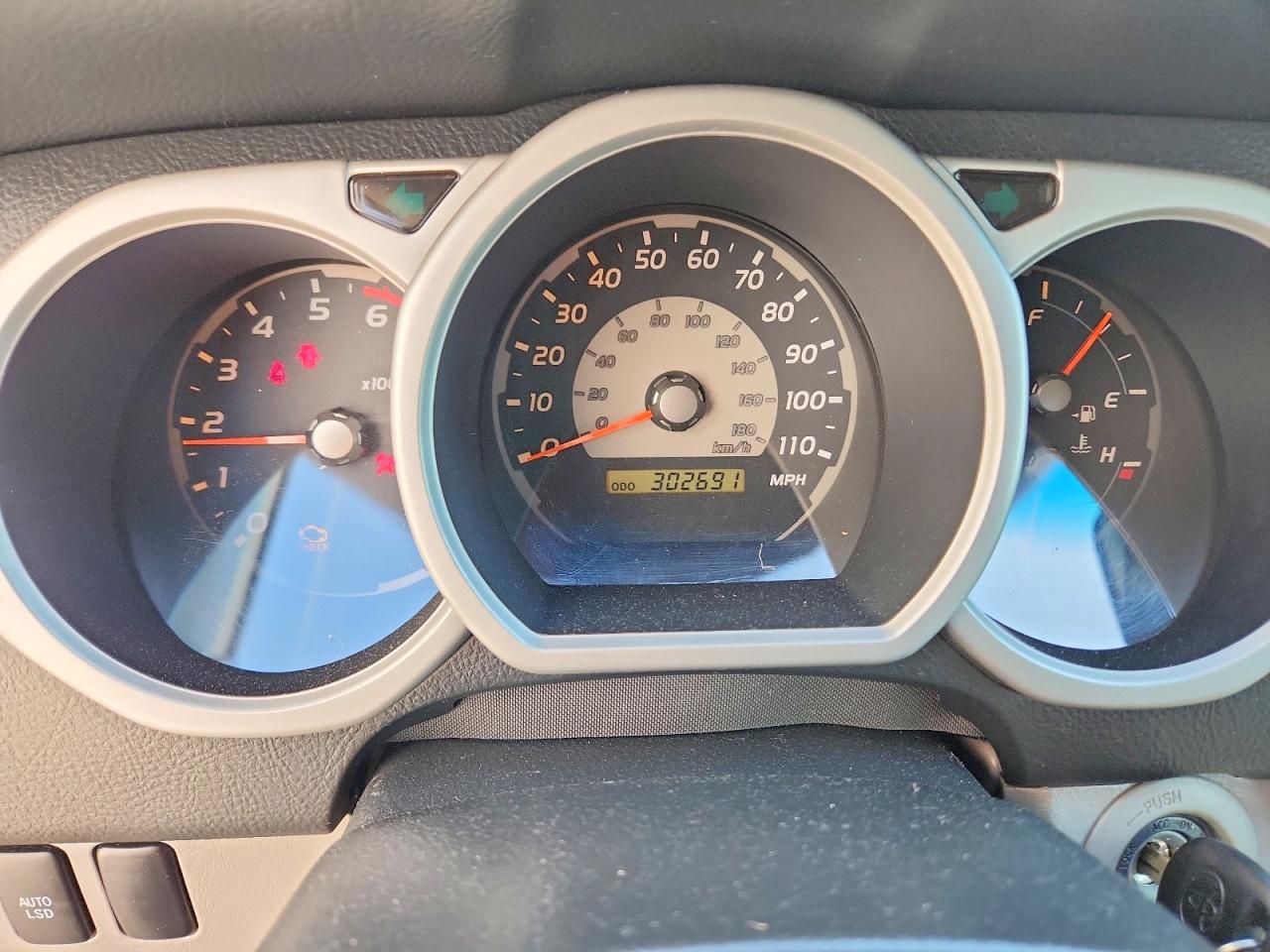 2005 TOYOTA 4RUNNER SR5 photo 9