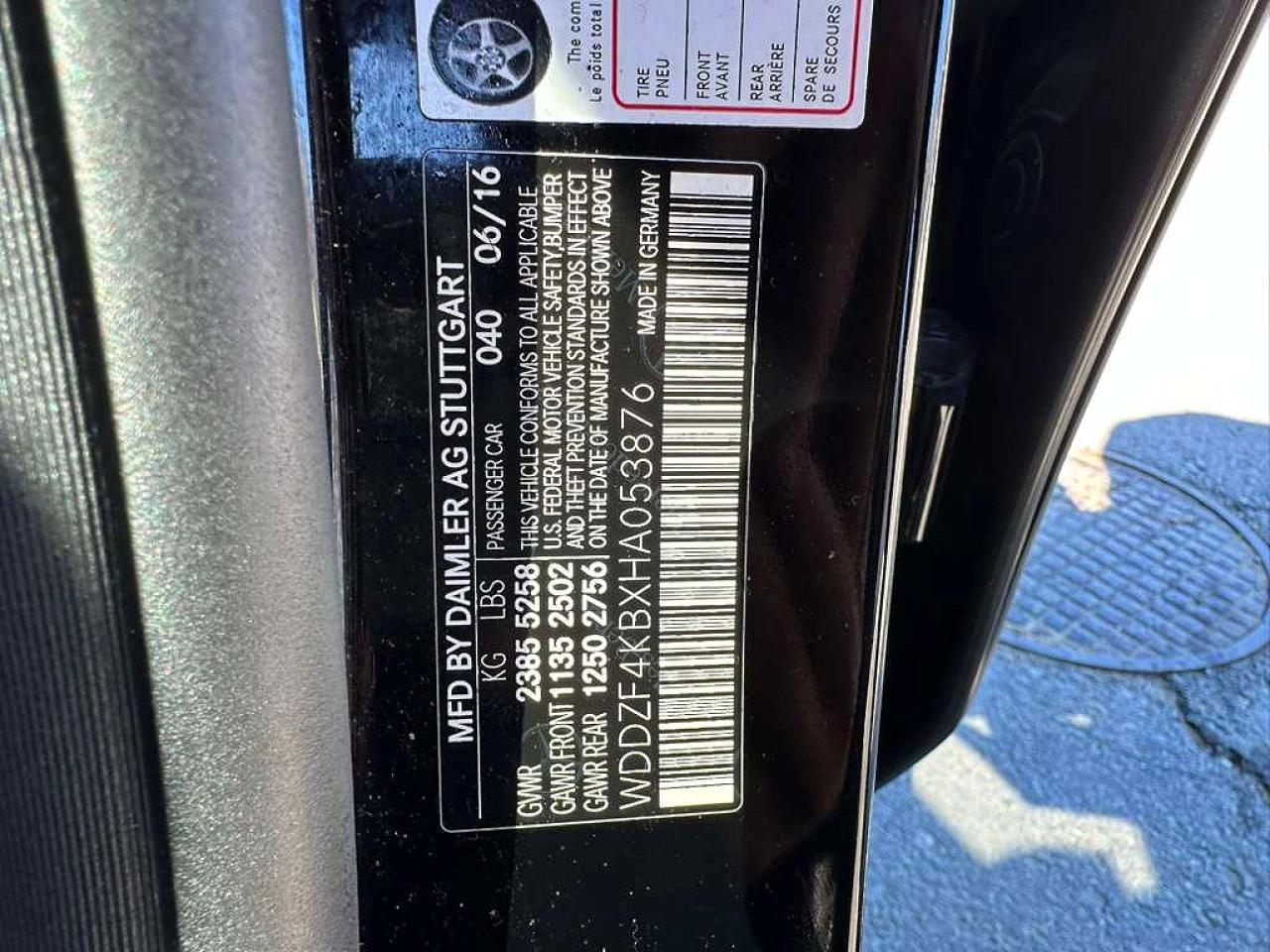 2017 MERCEDES-BENZ E 300 4MATIC photo 19