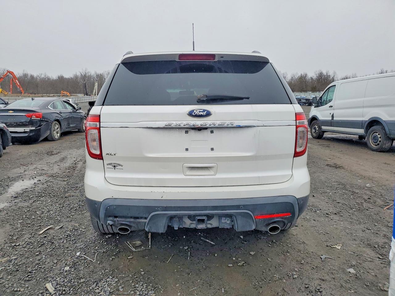 2013 FORD EXPLORER XLT photo 6