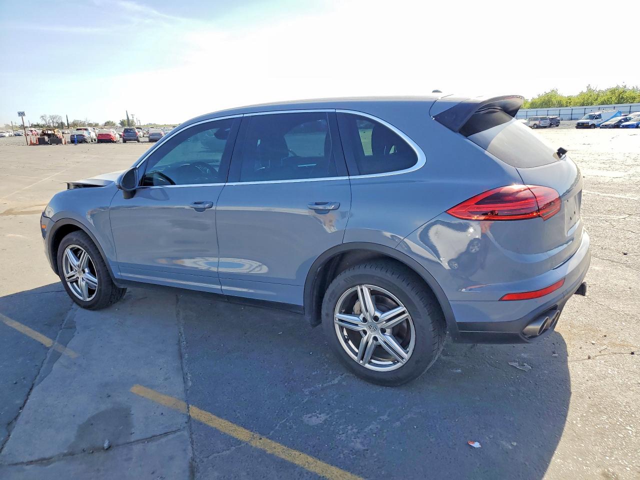 2015 PORSCHE CAYENNE S photo 2
