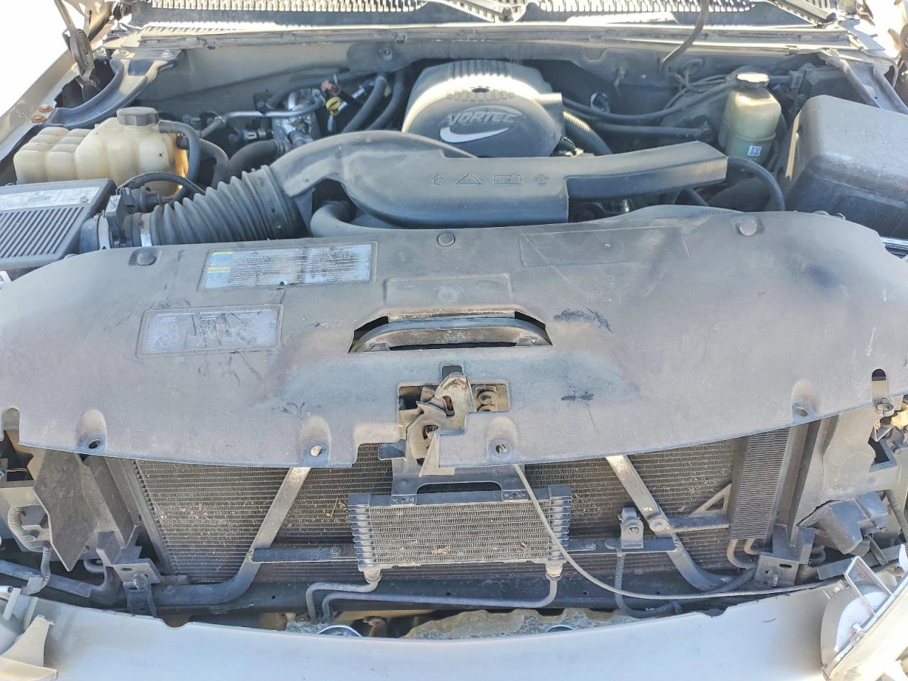 2002 CHEVROLET SUBURBAN K1500 photo 23