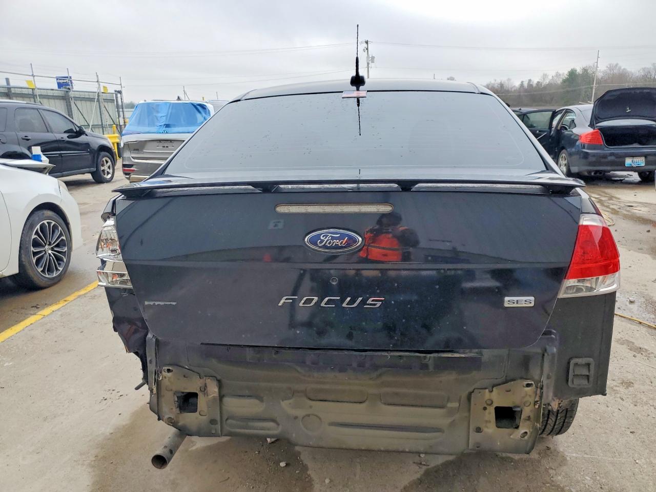 2008 FORD FOCUS SE photo 11
