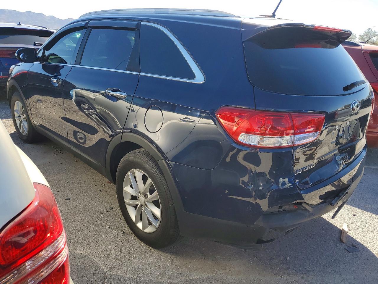 2017 KIA SORENTO LX V6 photo 4