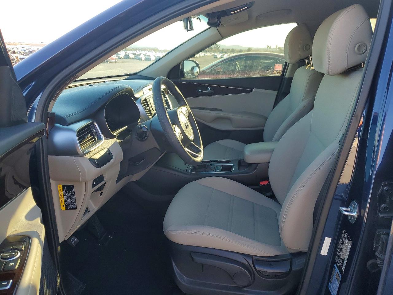 2017 KIA SORENTO LX V6 photo 19