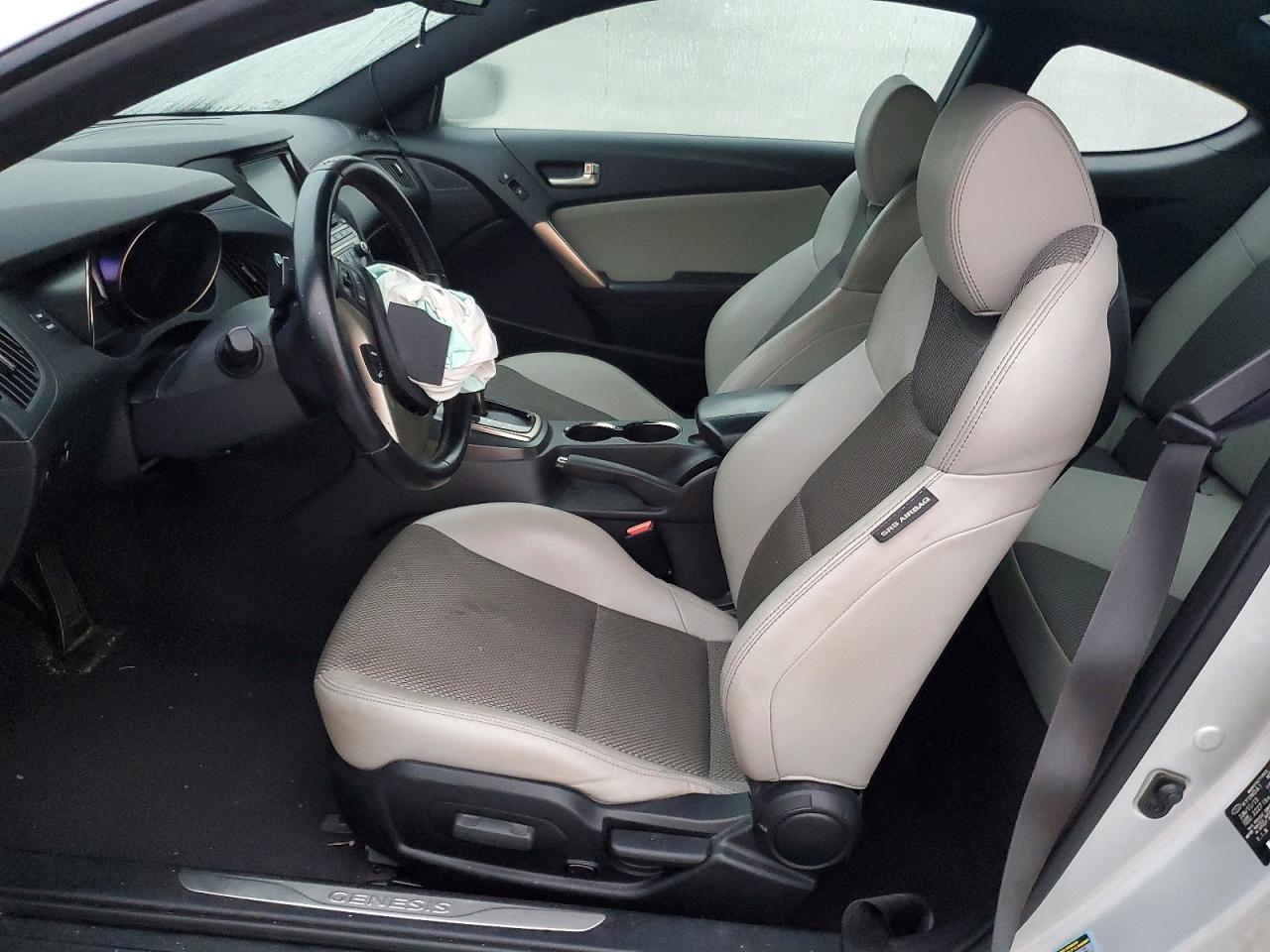 2013 HYUNDAI GENESIS COUPE 2.0T PREMIUM photo 19
