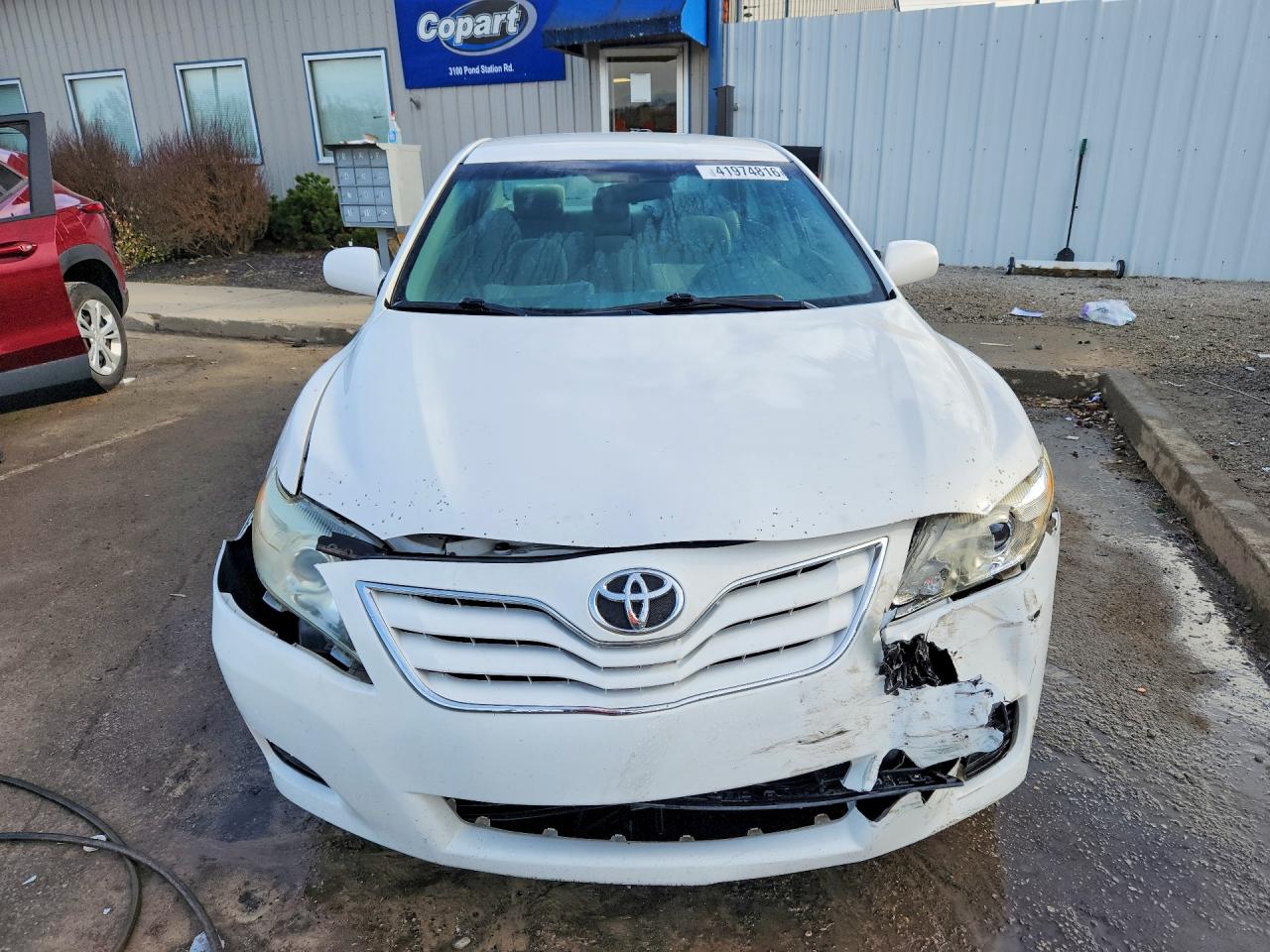 2011 TOYOTA CAMRY LE photo 9