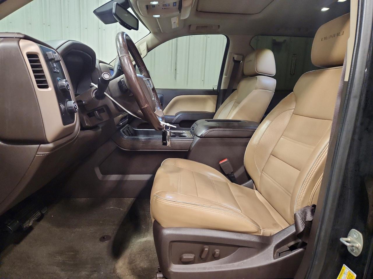 2017 GMC SIERRA K1500 DENALI photo 13